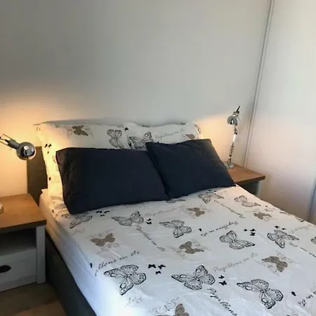 Apartament Przy Plazy Marina 아파트 에우크